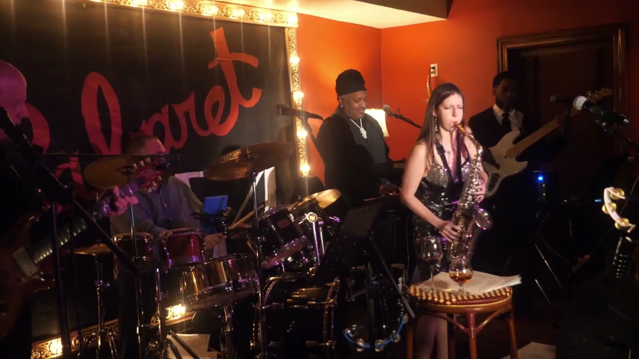 ANGEL CAKE-Frank's 54-SAX KITTEN 2022