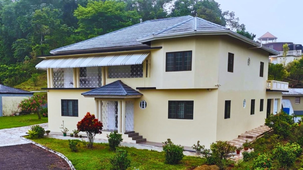 FULL TOUR | Immaculate 2 Storey | 4 Bedroom 4 Bathroom | Cedar Gardens Mandeville Manchester Jamaica
