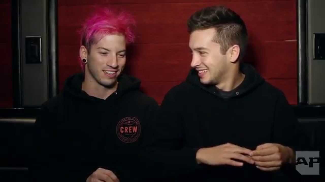 Twenty One Pilots On Los Angeles & Seasonal Depression