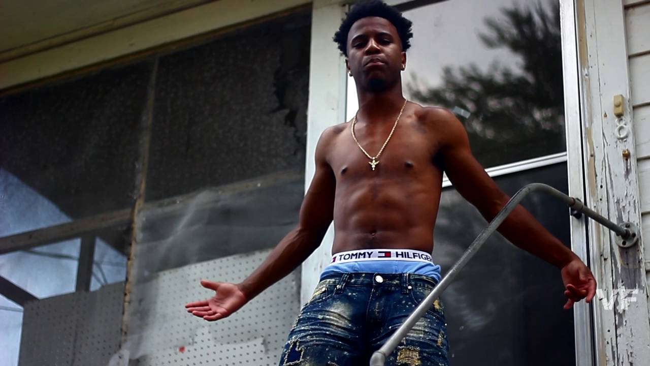 (OFFICIAL VIDEO)LIL RAE-60 SECONDS