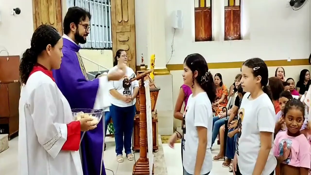 Destaque 10 de Santa Missa na Paróquia São Francisco de Crato. Ce. PAZ E BEM - EDILSON BOTELHO  ao