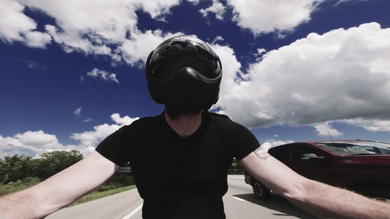OvniS – Gangsters of the Road 🚗💨 (Clip Officiel) | Adrénaline & Motos