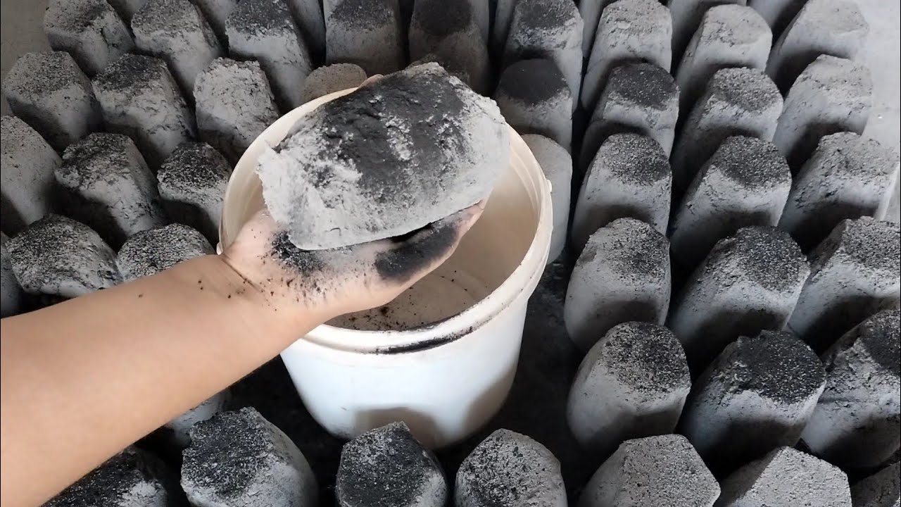 New super dusty extra softy creamy black cement glasses crumble dry+water in mini bucket 💯🤤