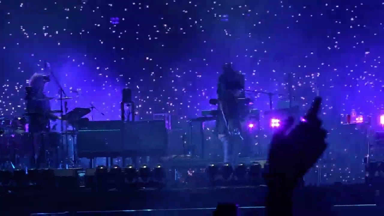 Hielo - @zoethebandtv en vivo en el concierto del 12 de noviembre 2025 en el estadio GNP CDMX
