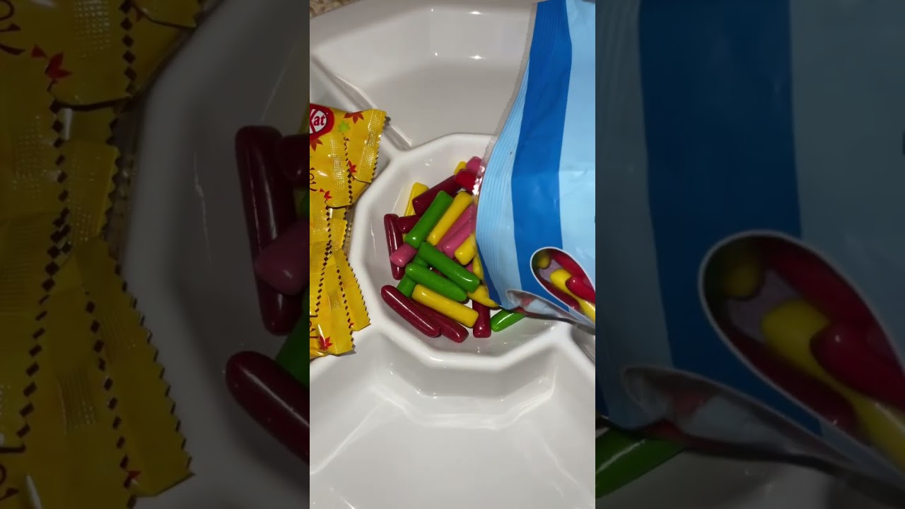 Snackplatte f&uuml;r unseren M&auml;delsabend 🍬🍫🍿😍 IG: mrsjennii