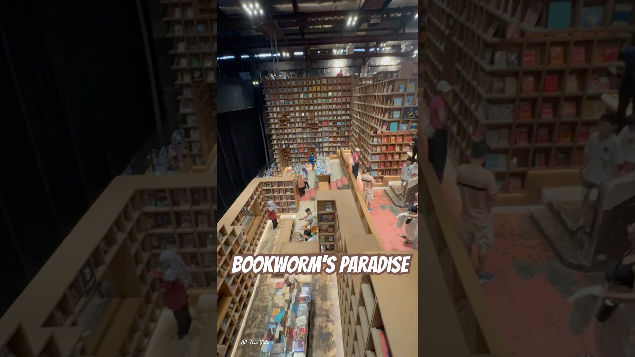 Bookworm&rsquo;s Paradise - BookXcess Rex KL 📚📘📖 #books #bookstore #paradise #kualalumpur #malaysia