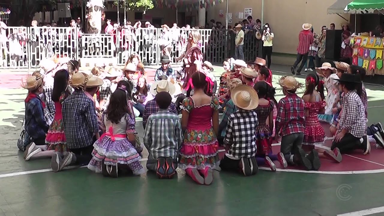 Colégio Cruzeiro: Festa Junina 2015 - 6º e 7º anos do Ensino Fundamental II