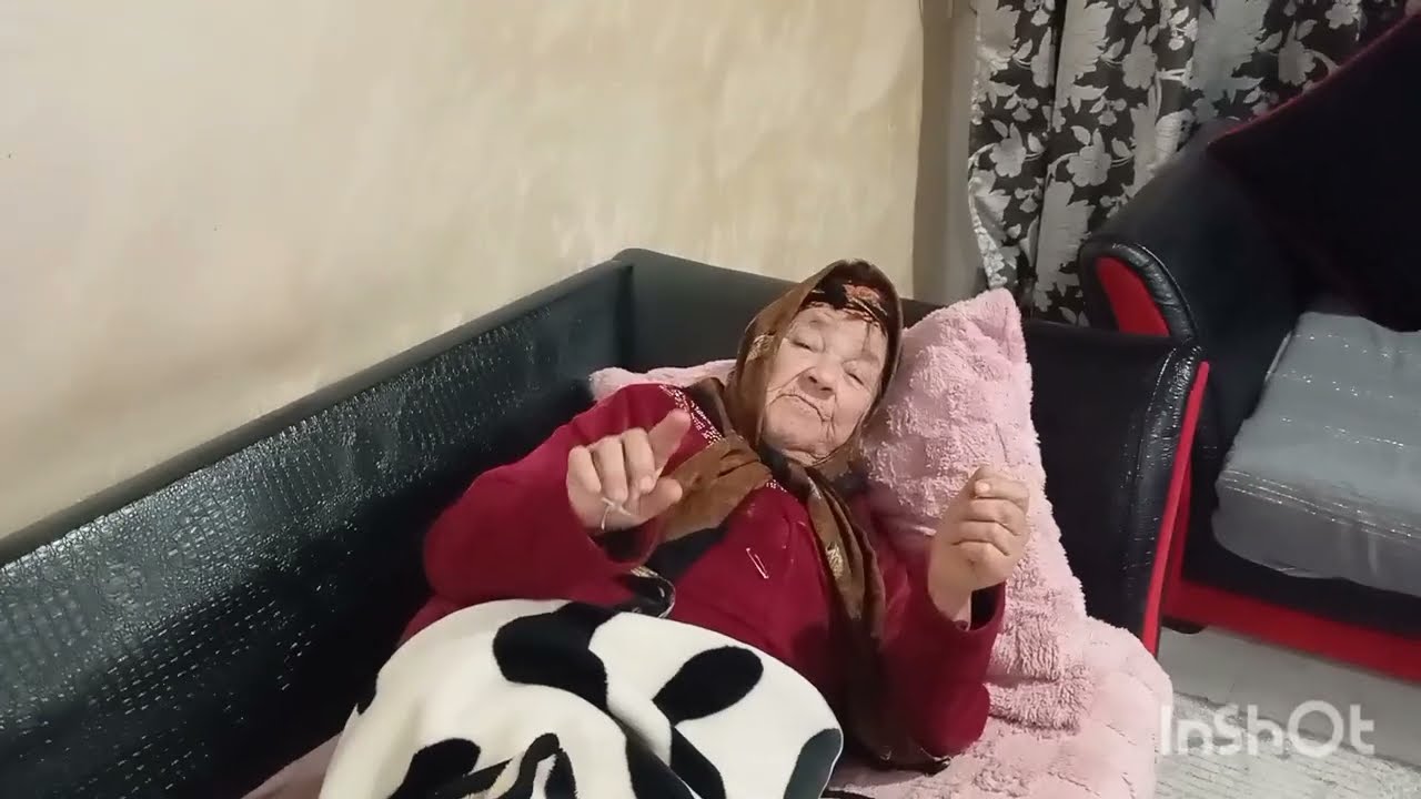 جات حنان  روحت بأمي  هاو اش حكاتلي امي عليها (نصحتها  محبتش تسمع  كلامي) 
