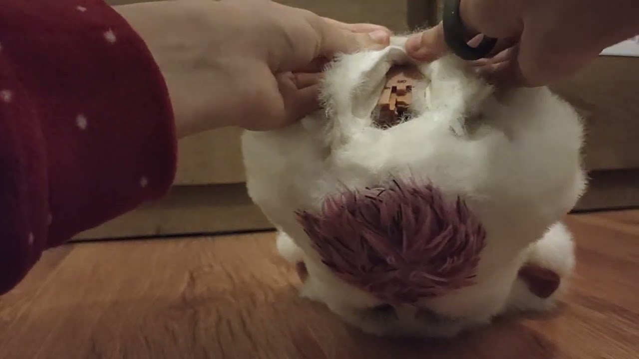 How to skin an adult 2005/2006 Furby