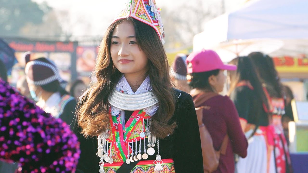 Fresno Hmong New Year 2024:  Cute Hmong Girls Pov Pob