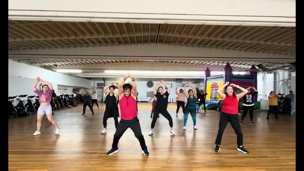 AdrianNx Zumba Yo no me rindo Sobreviviré 