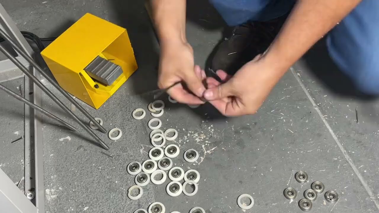 Usei roldanas de vidro dentro do PVC