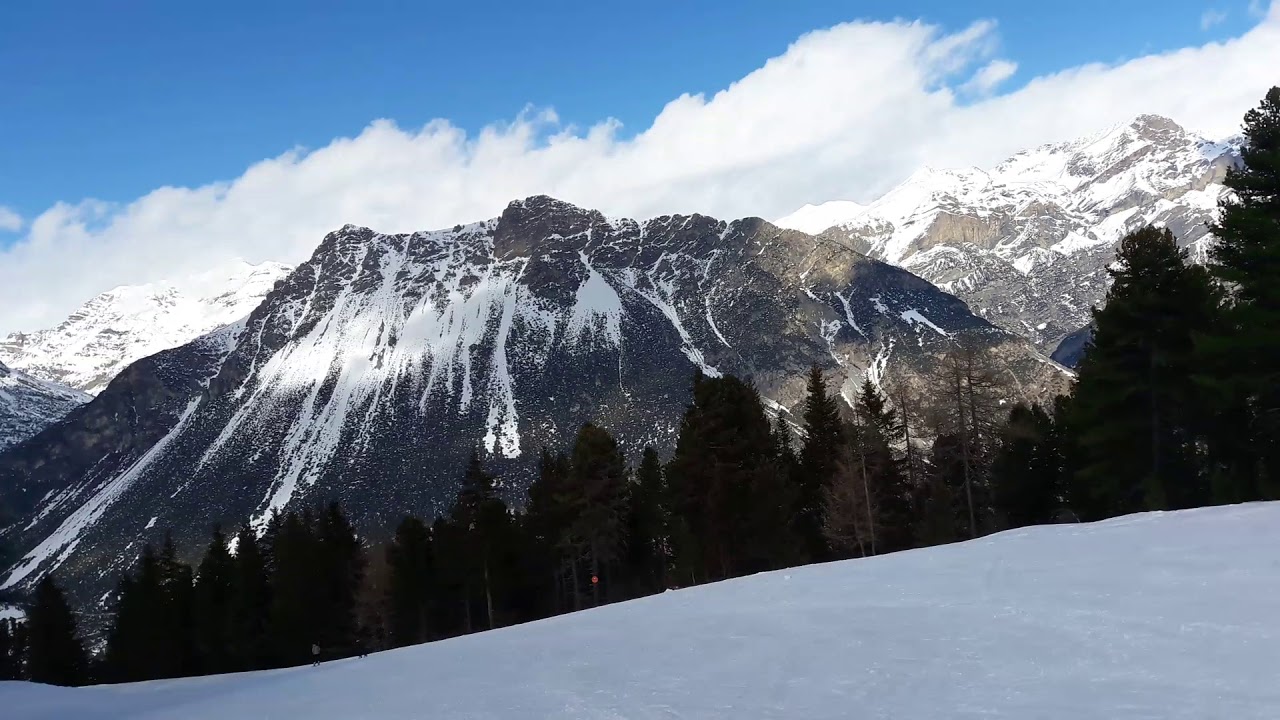 Skiing 2018 in San Colombiano, Italy (Le Motte - Isolaccia ski area)