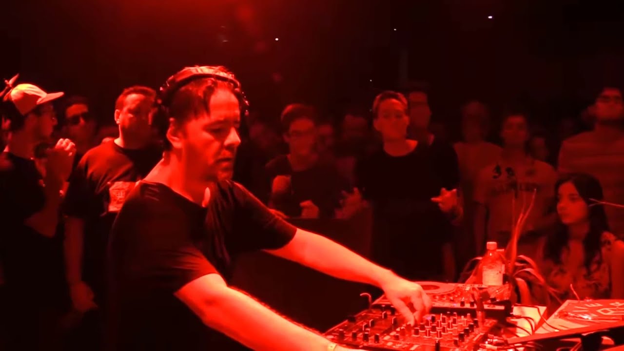 Laurent Garnier - Le SuCrE - Lyon - France 20-12-2013