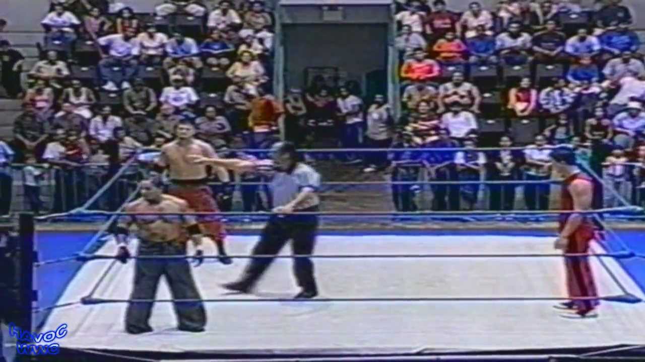 WWC: Rey Mysterio vs. Eddie Colón vs. Justin Sane (2002)