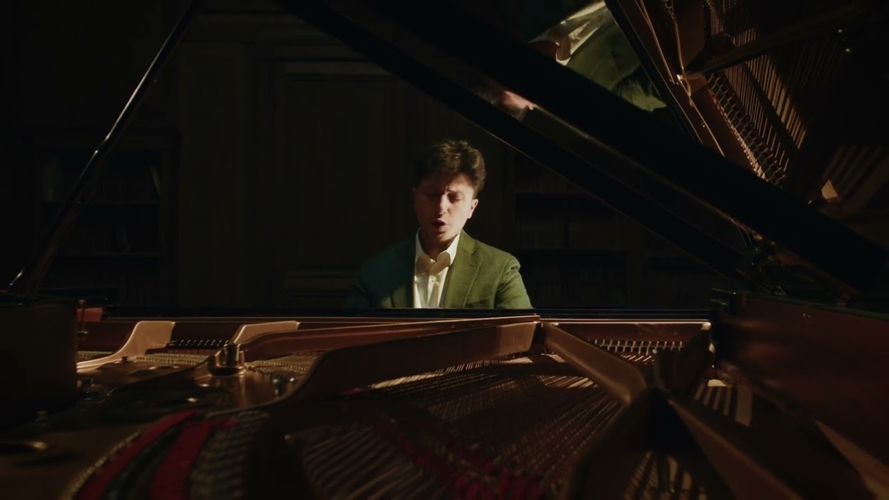 Ismaël Margain - Mozart: Rondo in D Major, K. 485 (Official Video)