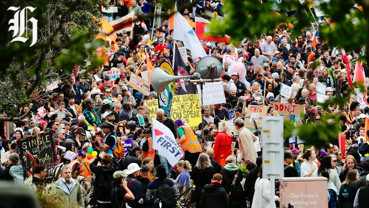 Mega strike: Tens of thousands of public sector workers striking today