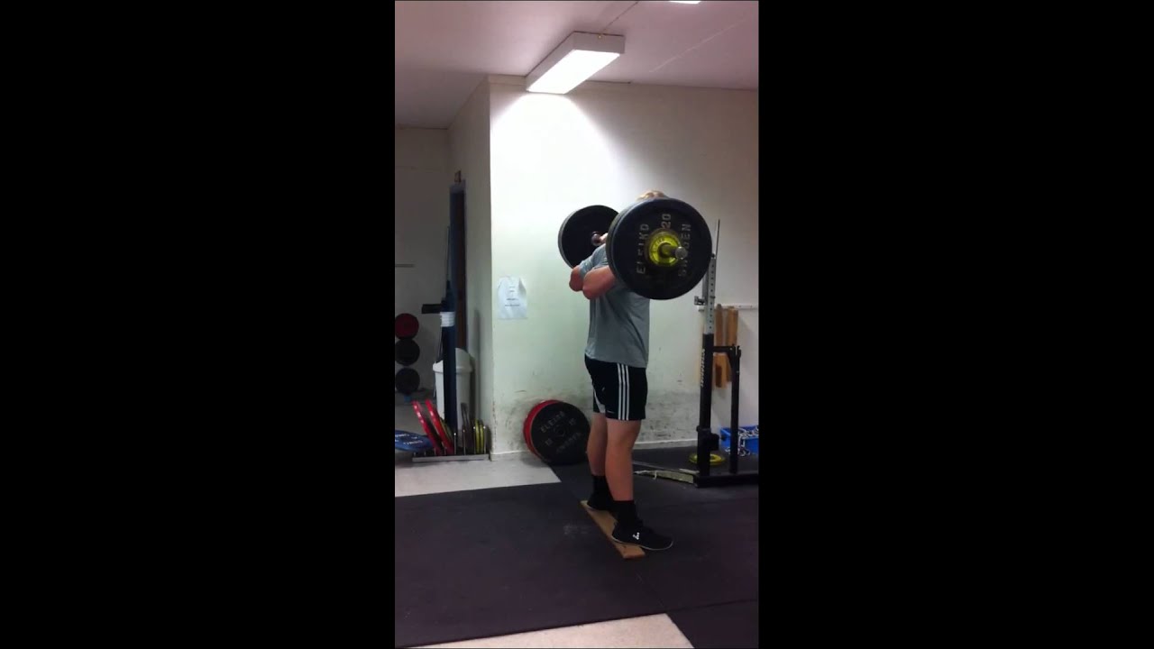Squat form 137,5 kg x 5
