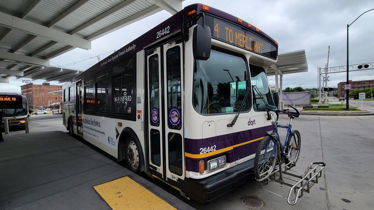 2006 First Gen Orion VII Diesel - Des Moines DART Bus 26442 - Route 14