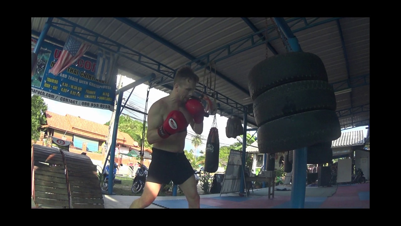 Nyrkkeilytreeni&auml; Muay Thai Chinnarachilla