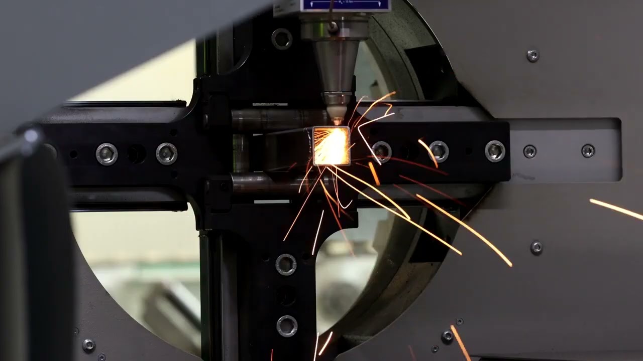 Cięcie laserem rur i profili Warcom Laser Tube Italo 200 2 kW