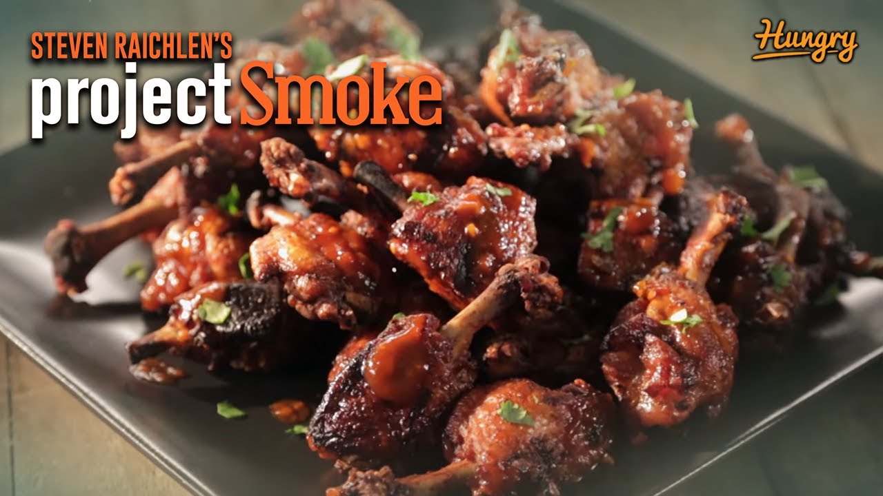 Рецепт куриных крылышек с лимоном и кунжутом в коптильне Smokehouse | Проект «Дым» Стивена Райхлена