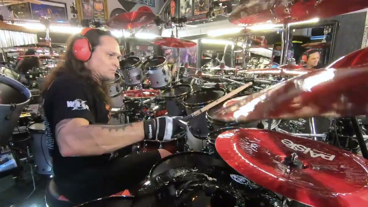 Aquiles Priester Playing W.A.S.P. The Torture Never Stops - Drum Cam