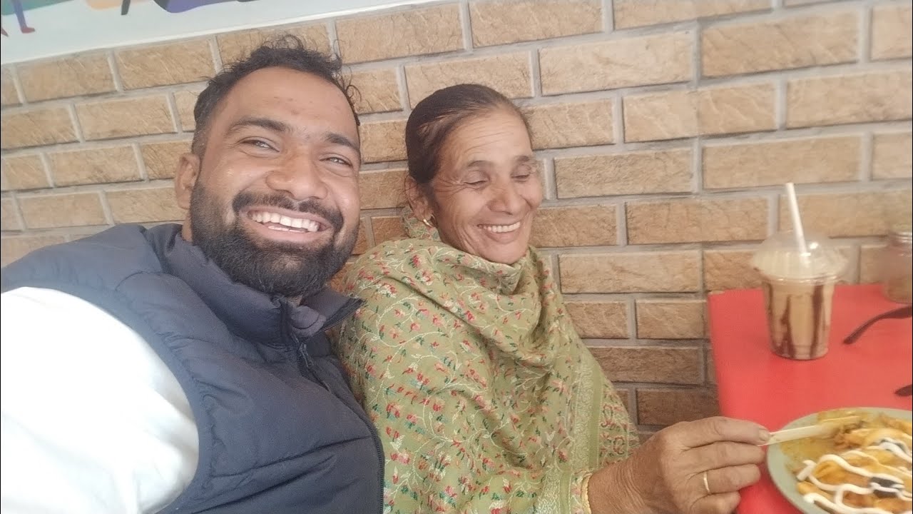 Thunali sajwan  Dehradun se