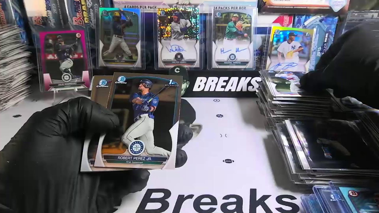 15 марта 2023 г. — Распаковка коробки Bowman 3 Jumbo Hobby Box #2