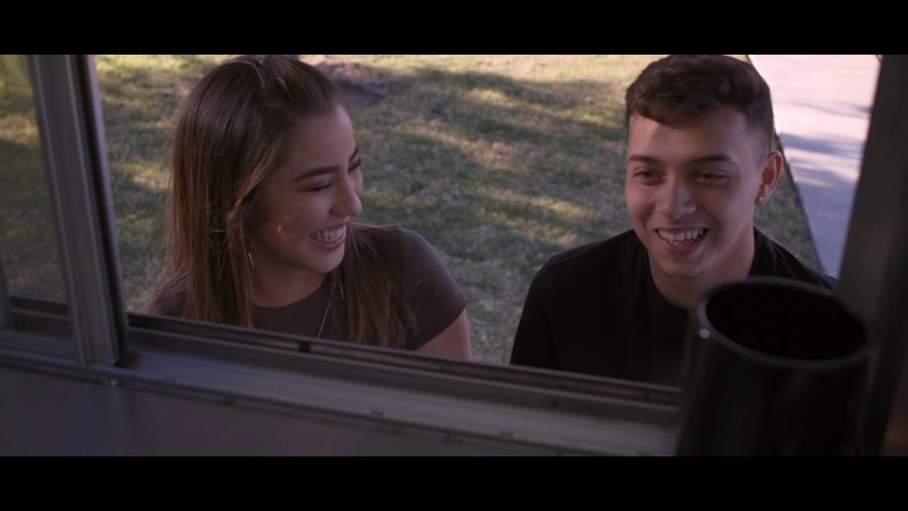 Oiga - Joan & Ayarie - Video Oficial 2020