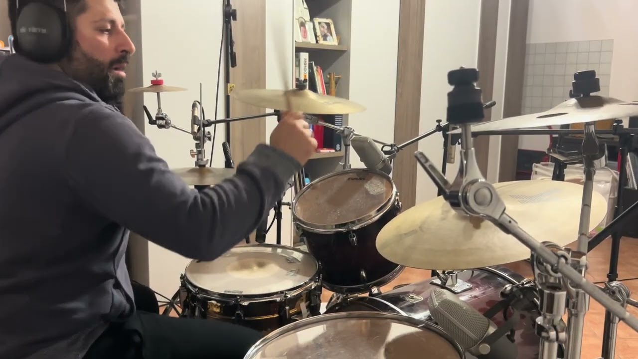 Green day Holiday (drum cover)
