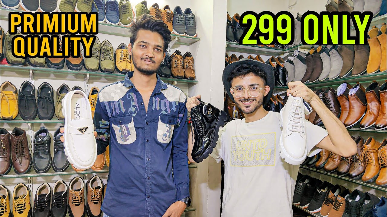 #vlog18 CHEAPEST SHOES IN AHMEDABAD || STARTING FROM ONLY 300 सबसे महॅगा पिस 600#ahmedabad BOOT GALI