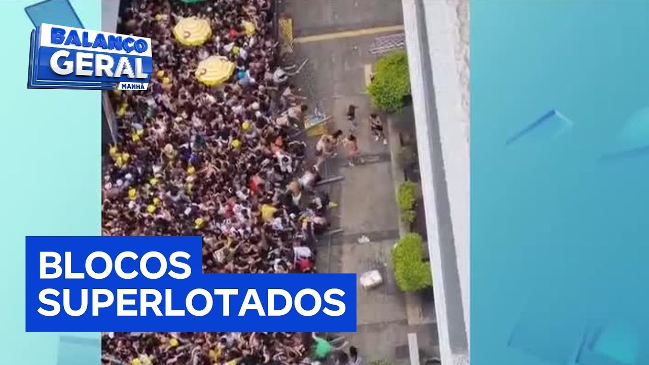 Foliões são espremidos e passam mal em blocos superlotados no centro de São Paulo