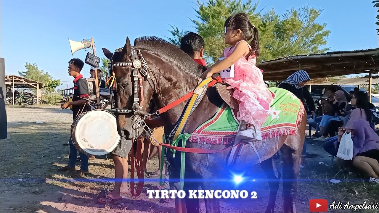 KUDA SEPESIAL DARI MAS RIKI / TIRTO KENCONO 2 DI ACARA FESTIVAL KUDA JOGET KEBUMEN