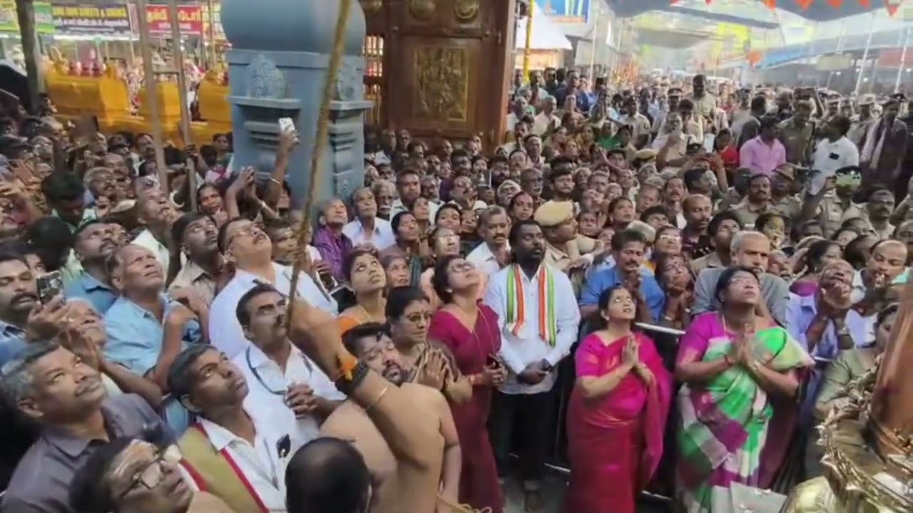மண்டைக்காடு பகவதி அம்மன் கோவில் மாசிக் கொடை விழா கொடியேற்றத்துடன் துவங்கியது