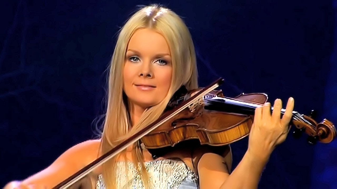 CELTIC WOMAN  🌊 Orinoco Flow ~ created by Viktoria