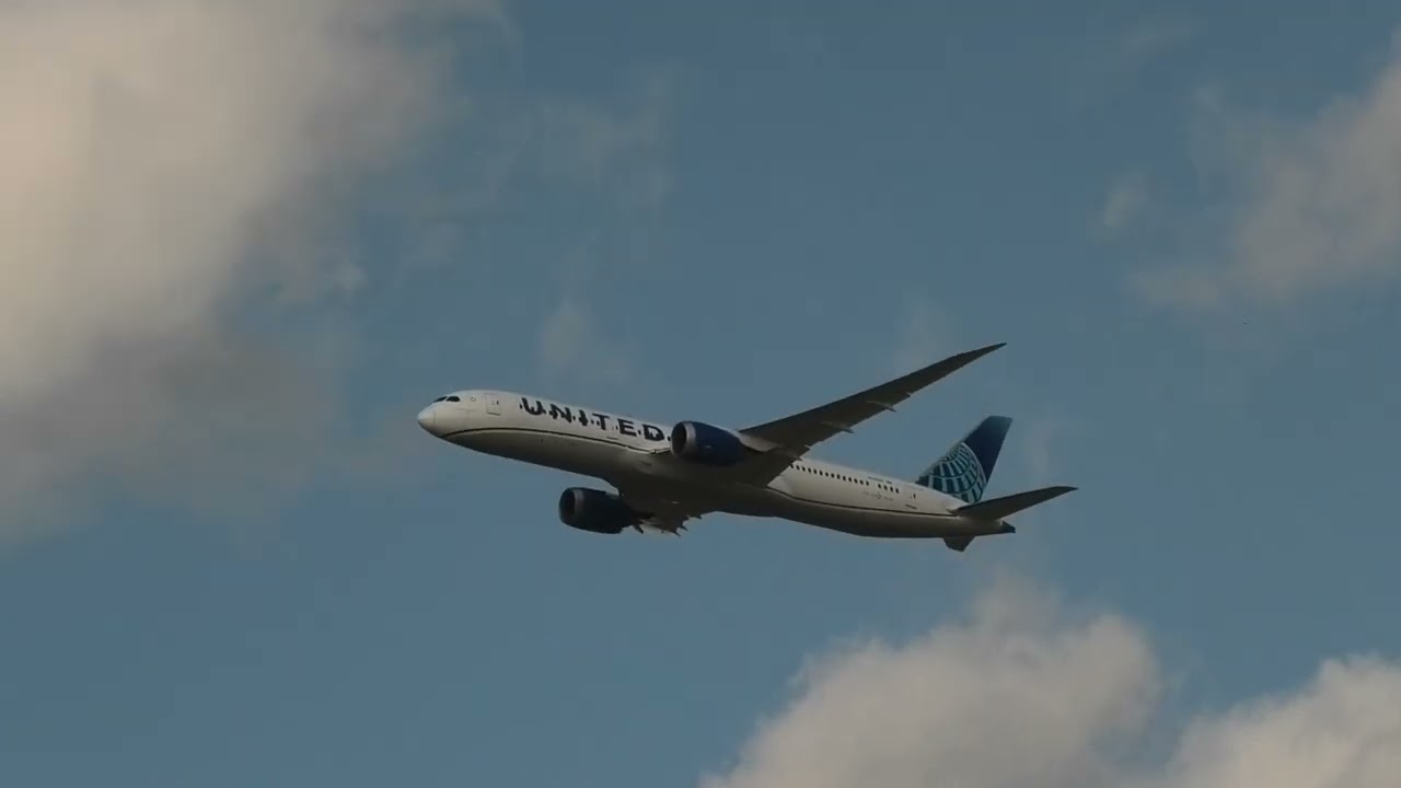 Boeing 787 United Airlines