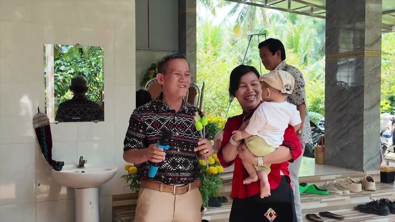 GIA ĐÌNH HỌ TÔ - HỌP MẶT ĐẦU XUÂN Ở CÙ LAU BẢO - 2025