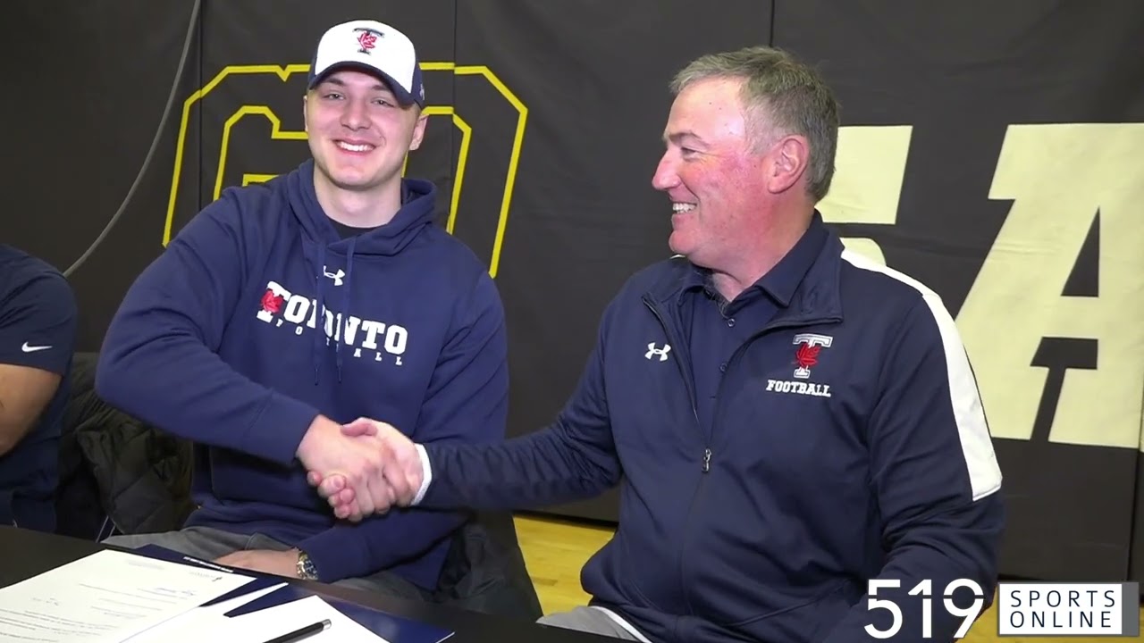 Cambridge's Jacob Kaminski signs with the Toronto Varsity Blues in OUA football