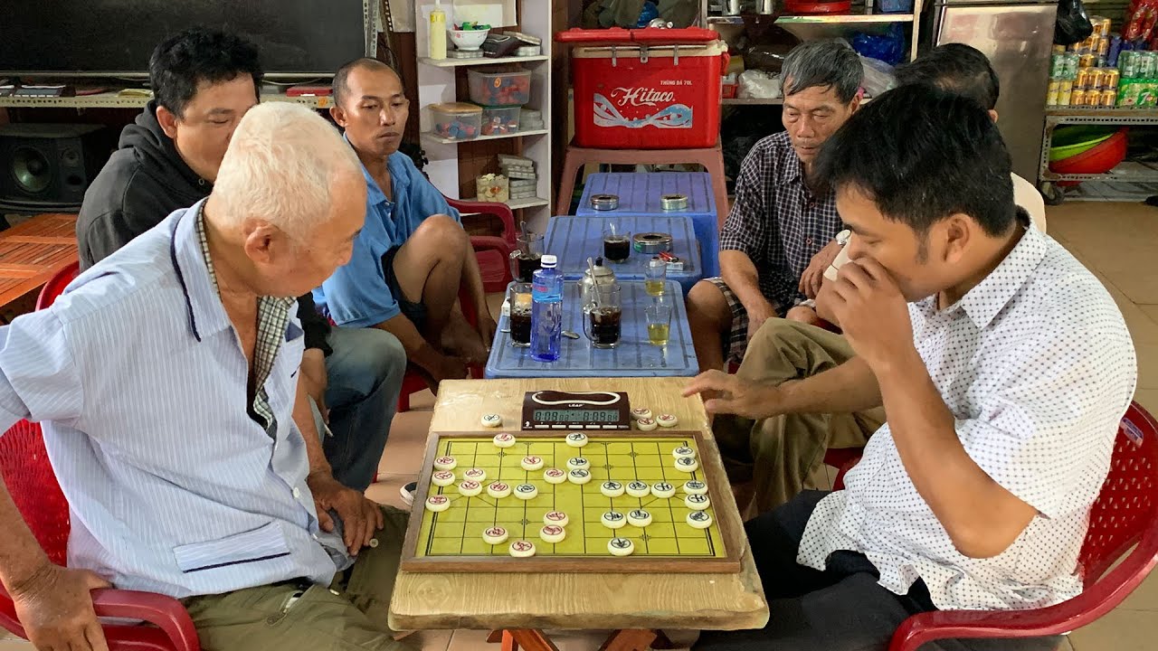 Năm mới MINH LA hỏi thăm sức khỏe CHÚ VIỆT !