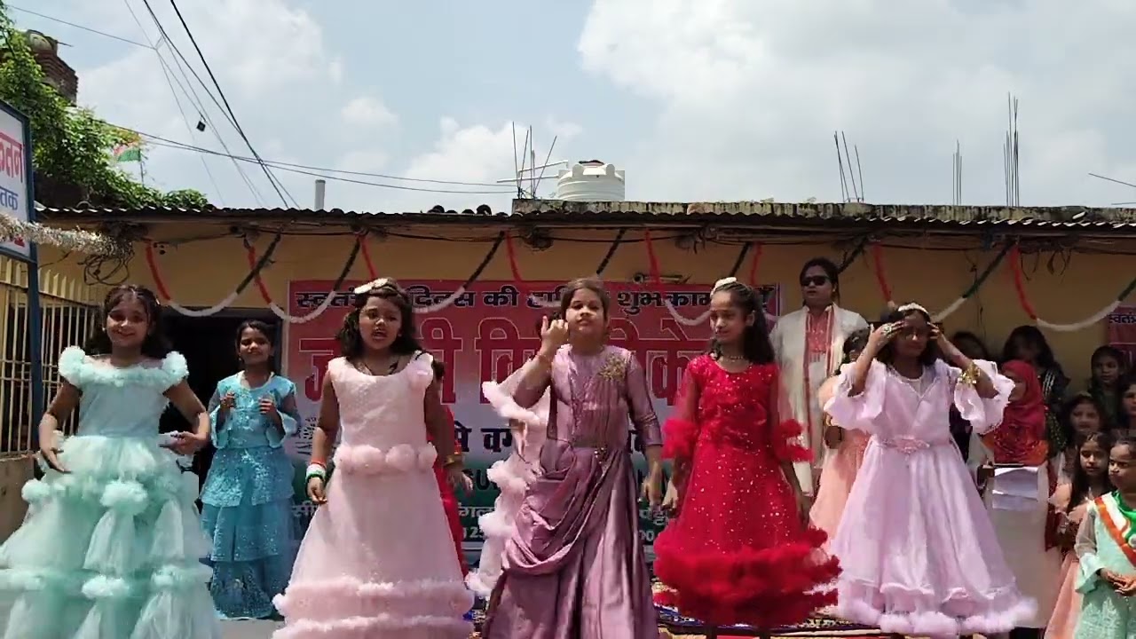 Chanda Chamke cham cham//kids dance.Janki Vidya Niketan