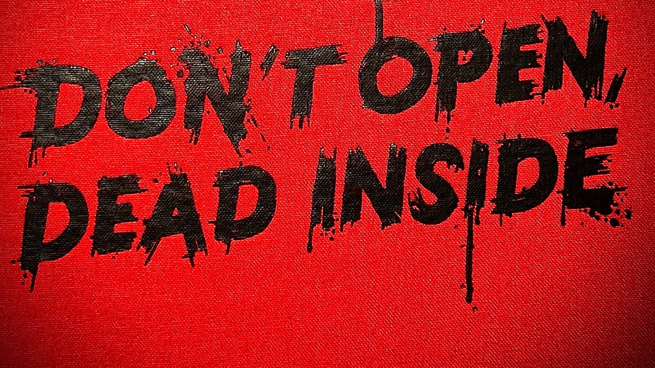 UN-BOXING 'The Walking Dead Universe Role Playing Game' from AMC & Free League Games