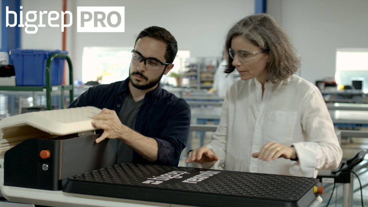 BigRep PRO Industrial 3D Printer for Engineering-Grade Applications