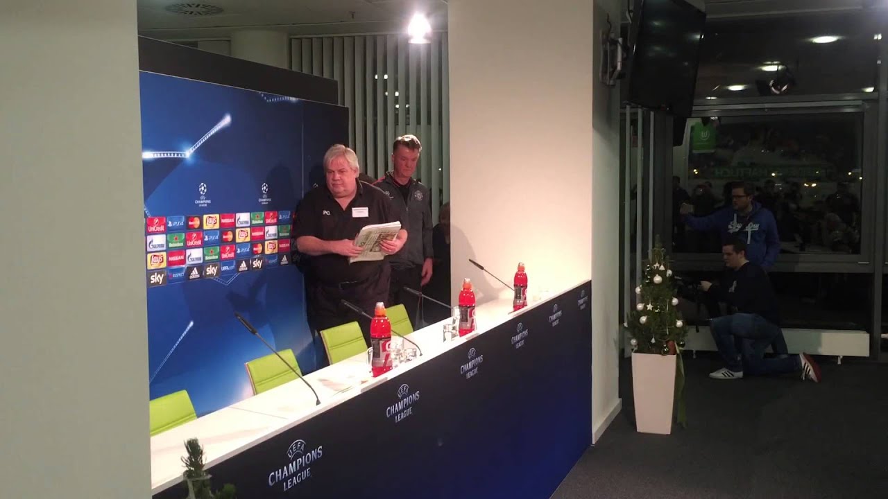 Louis van Gaal und Bastian Schweinsteiger (Manchester United) Press Conference