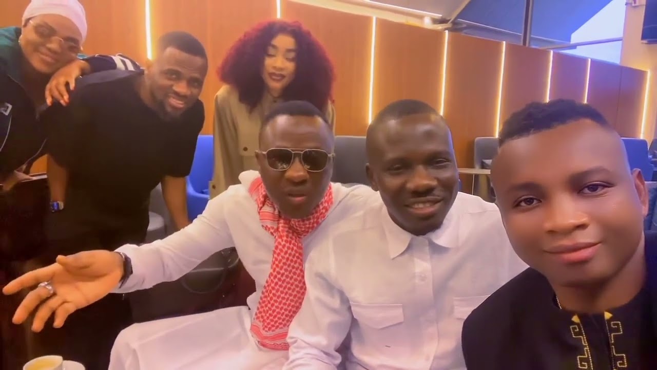 DOUTI BENOIT AVEC LE VPN SYLLA ET AVP ZOUMANA A L’AÉROPORT 