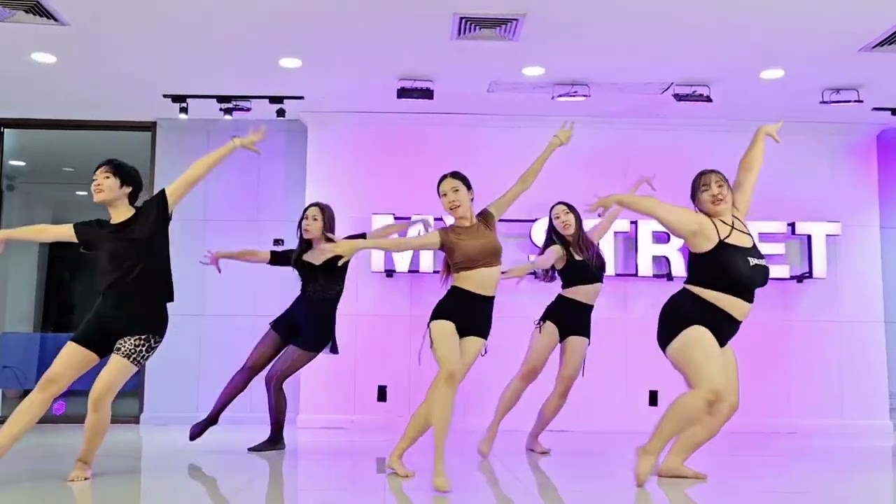I Am A Good Girl - Christina Aguilera / Learner’s Class / PLENG MEEREE Choreography