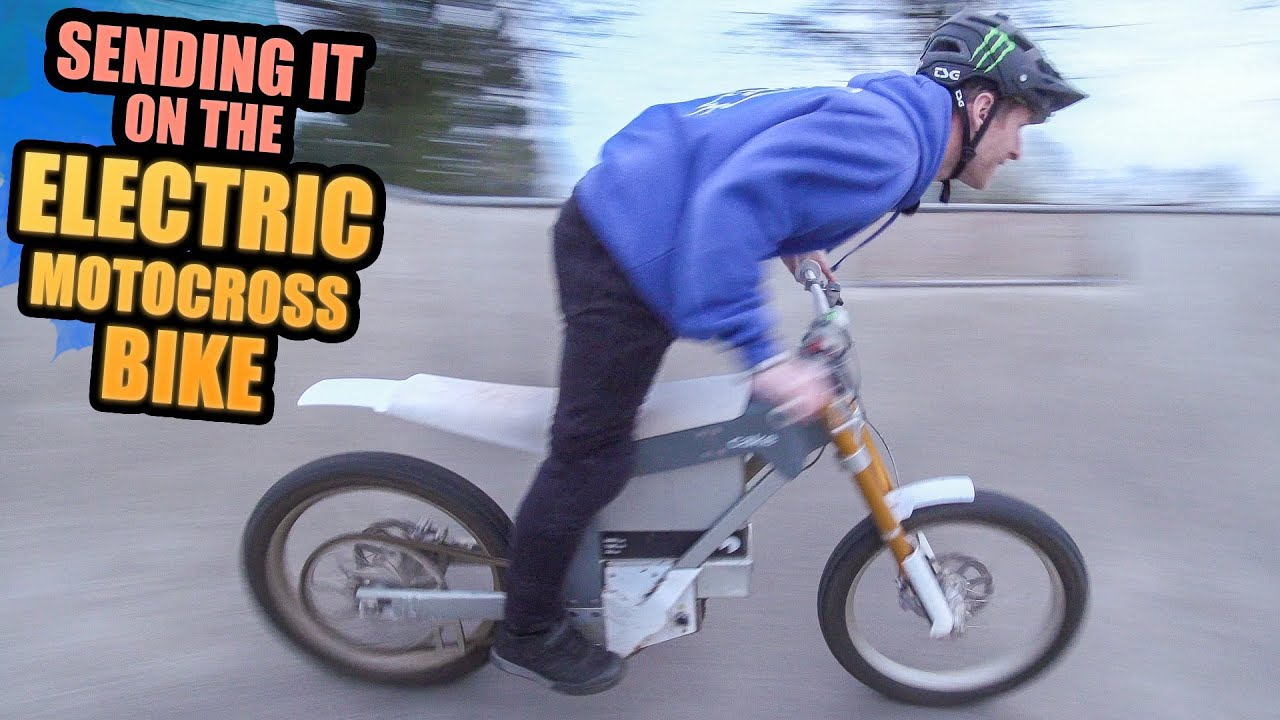 SENDING BIG GAPS ON THE CAKE ELECTRIC MOTOCROSS BIKE