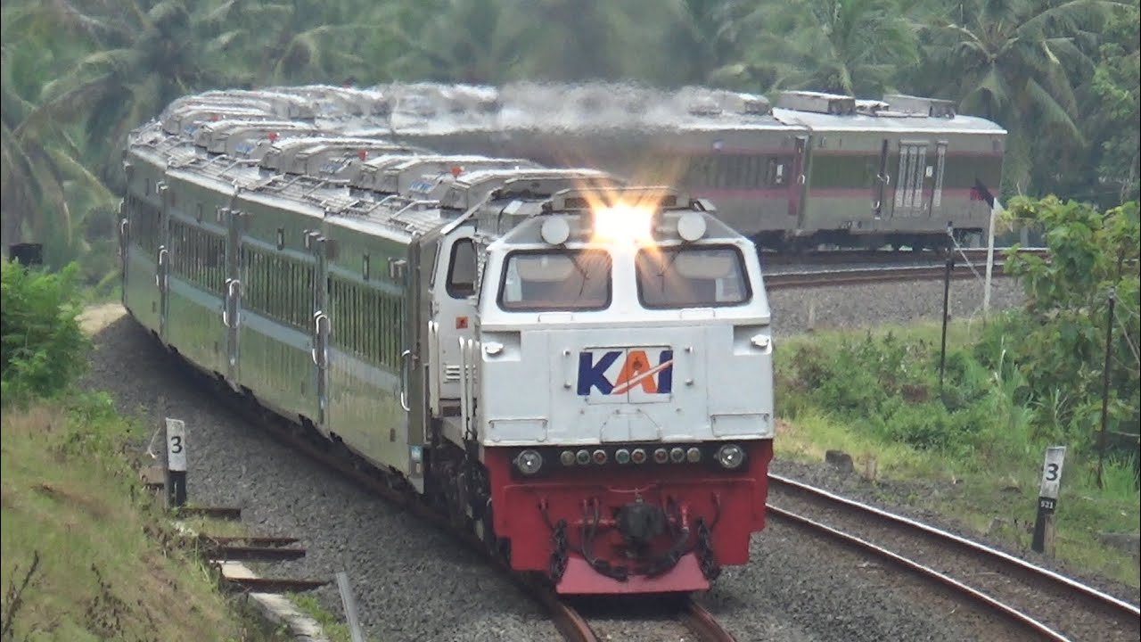 MELIHAT AKTIVITAS KERETA NGEBUT DI TIKUNGAN!! BANYAK KERETA KEJAR SETORAN!! RANGGAJATI SUDAH NEW GEN