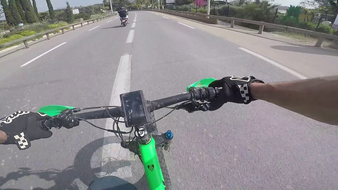Fat Bike bbshd vs moto +passage au banc