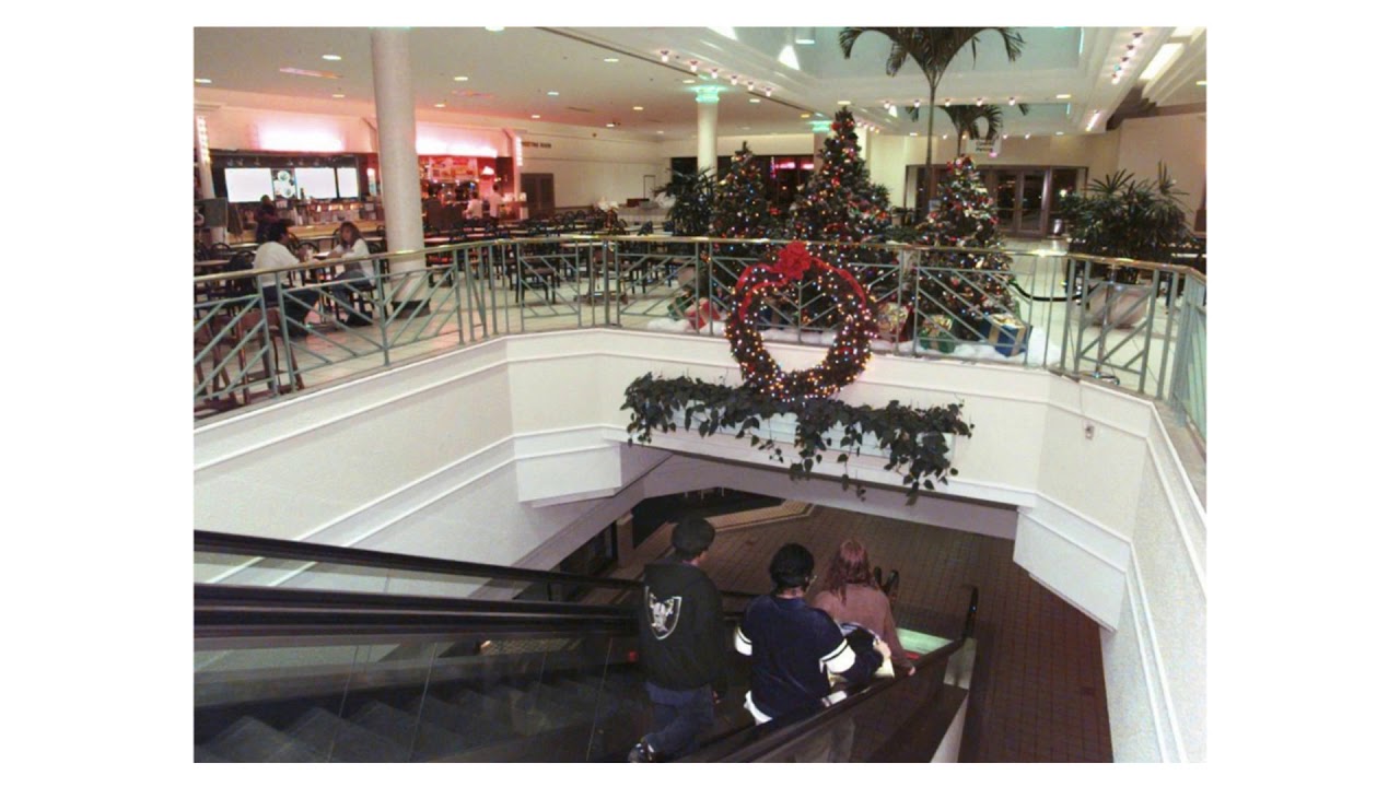 POV: Listening to Christmas music in a mall
